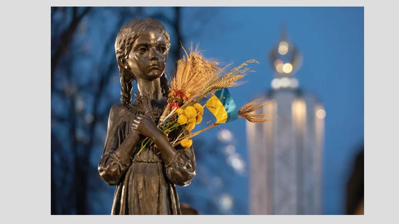 Holodomor Kurbanlarını Anıyoruz