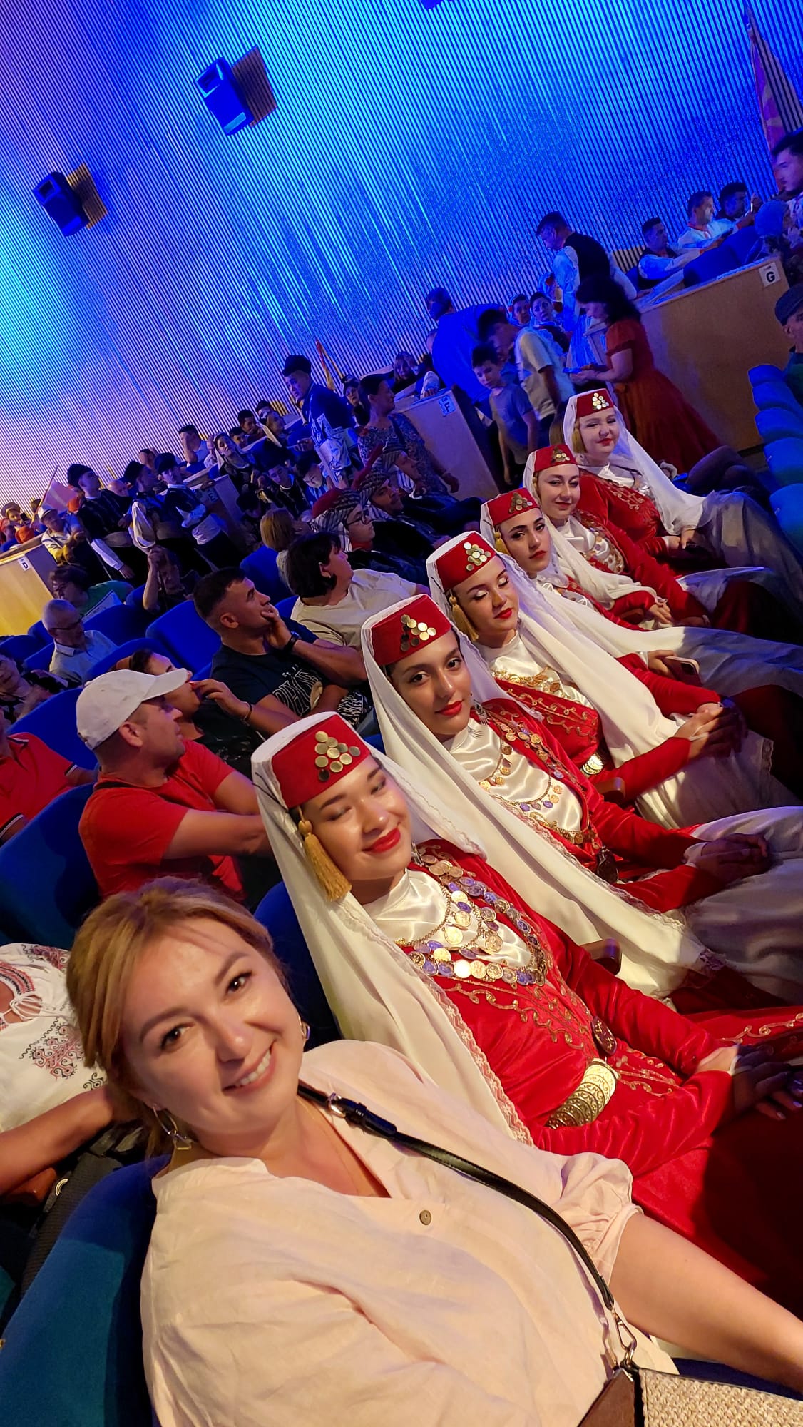 f53cecf7 584a 42b5 ae1e 2af4f019b34e