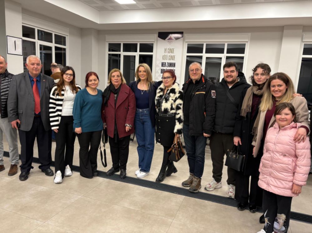 whatsapp image 2026 03 18 at 21 41 45 1773901384 56 x750